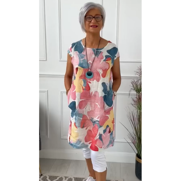 Hannah -  Comfortable dress with butterfly print